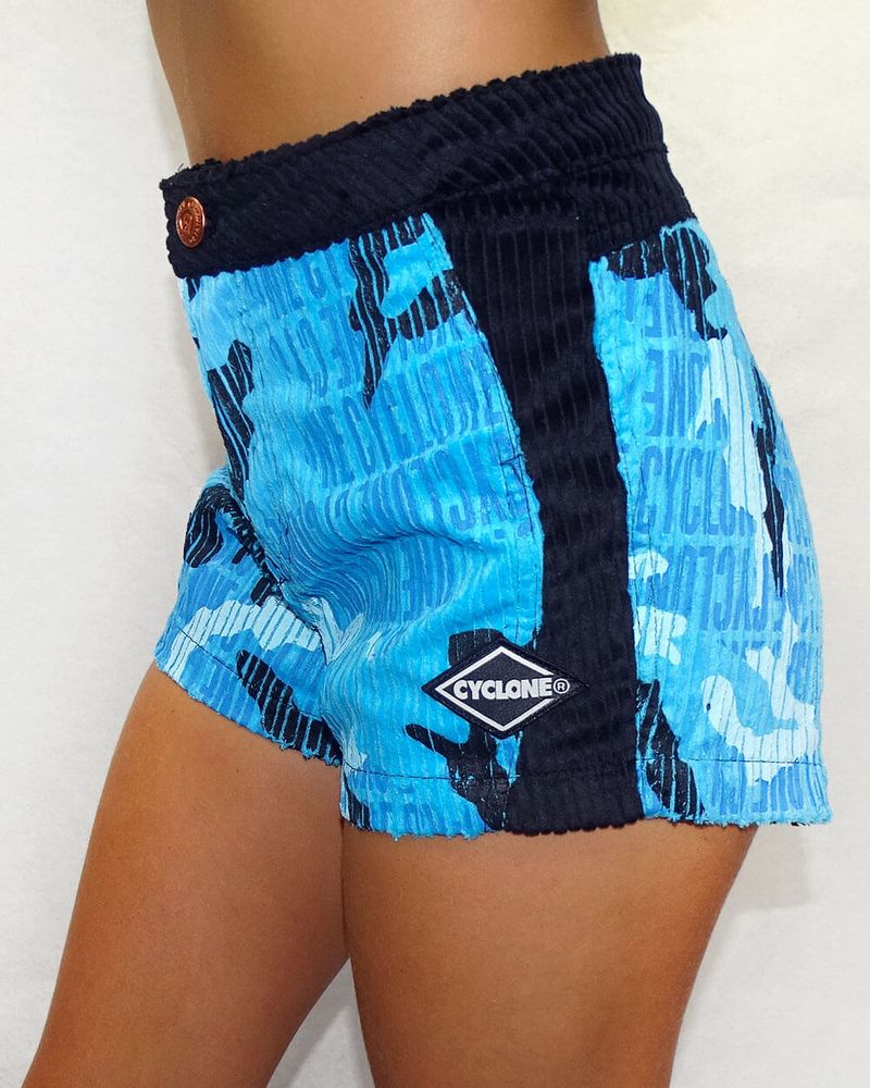 Lateral-Short-Veludo-Camuflado-Letter-Heavy-Azul