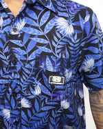 Crop-Camisa-Tecido-Premium-Puzzle-Flowers-Azul
