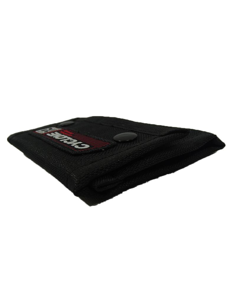 Lateral-Carteira-Cyclone-Botton-Skater-Preto