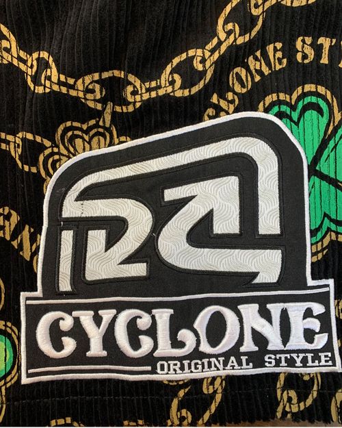 Bermuda Cyclone Veludo Lucky Chain