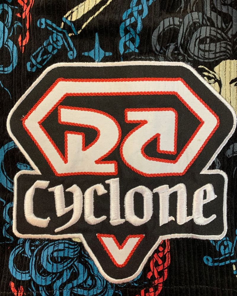 bermuda-cyclone-veludo-medusa-diamond-preto-azul-5.jpg