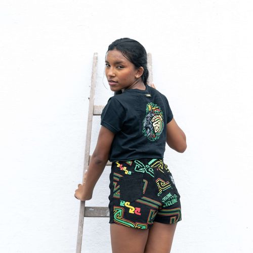 Baby Look Cyclone Cropped Reggae Lion Metal