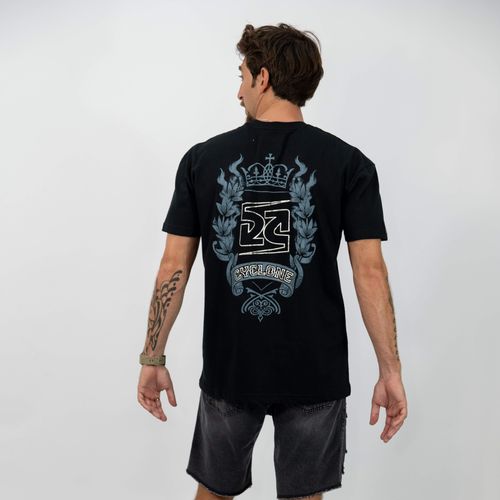 Camisa Cyclone Oversized Brasão Metal - PRETO