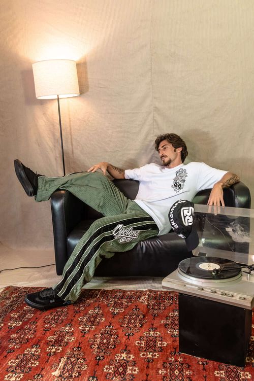 (NOVO) Calça Cyclone Veludo Recorte Barrel - ARMY GREEN